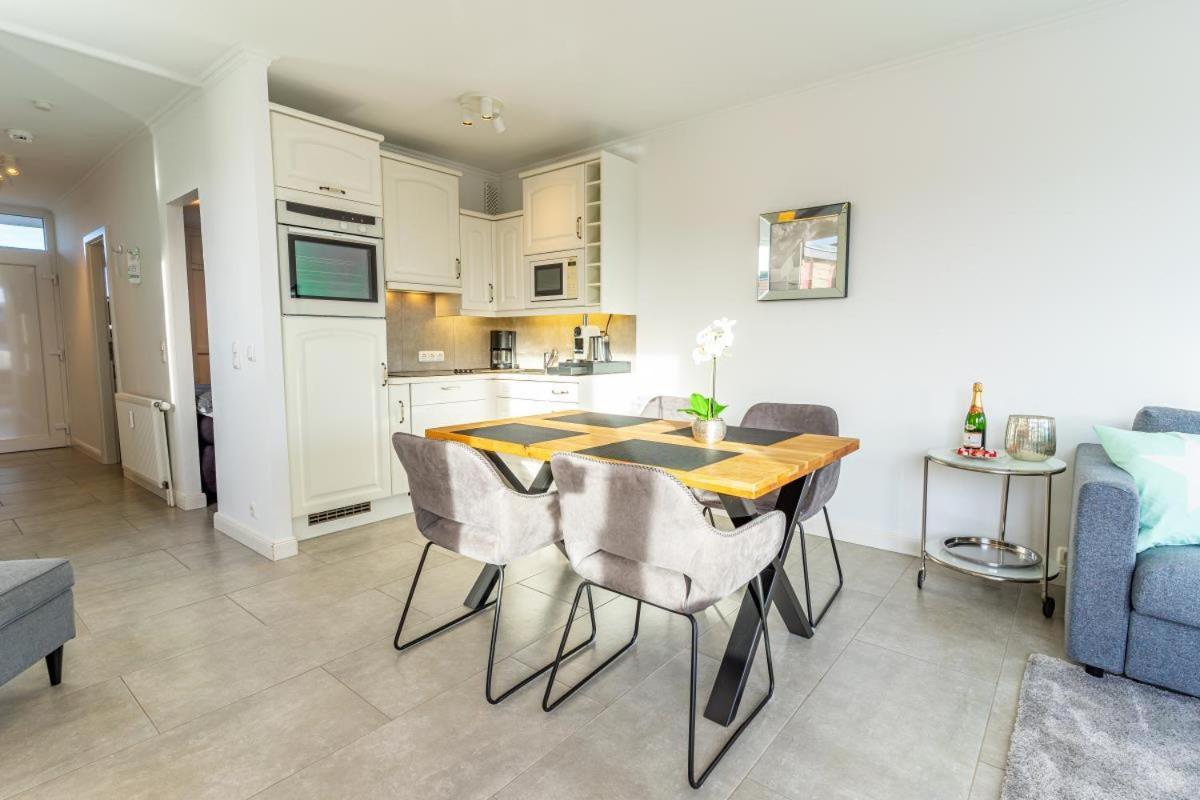 Scharbeutz 2- Zimmer- Luxus Apartment Mit Eigener Sauna Extérieur photo